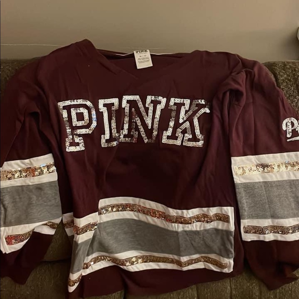 Pink size extra small long-sleeve shirt